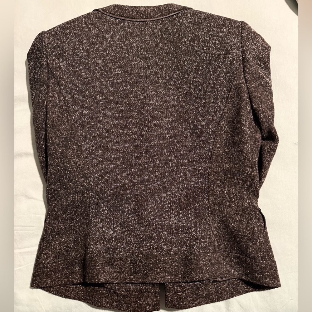 Elegant Black Women's Jacket - Picture 3 of 4